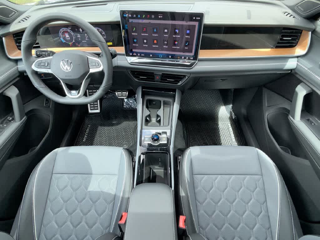 2026 Volkswagen Tiguan SEL R-Line Turbo