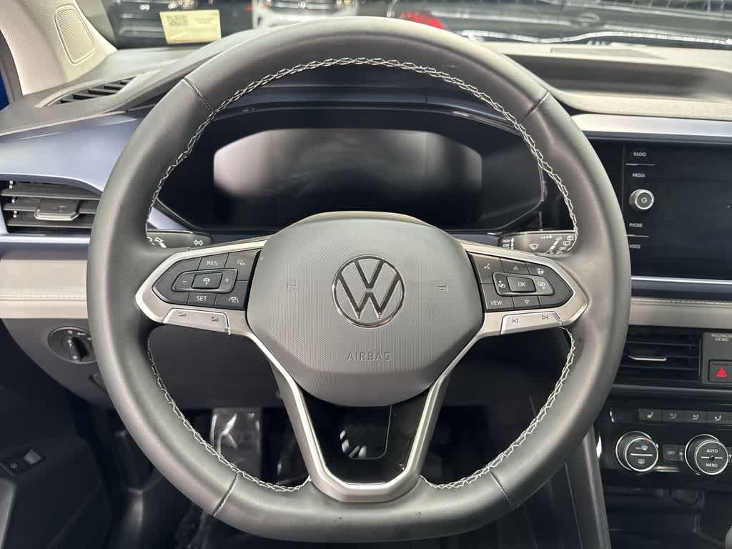 2024 Volkswagen Taos SE