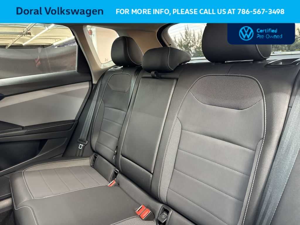 2024 Volkswagen Taos SE