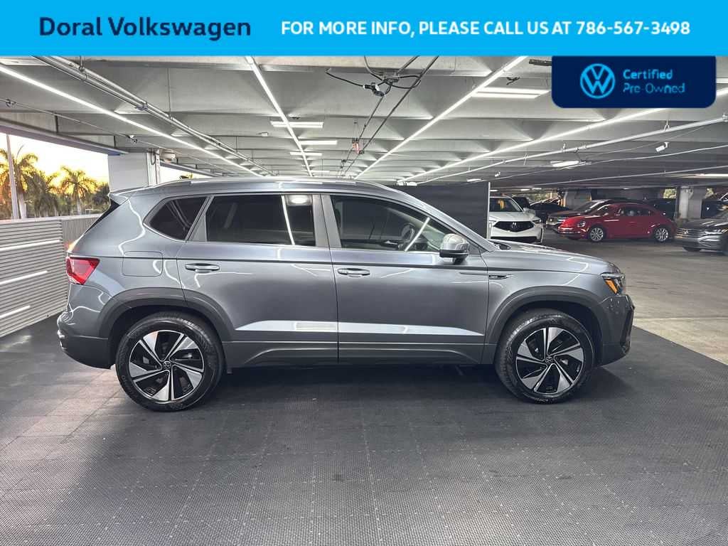 2024 Volkswagen Taos SE