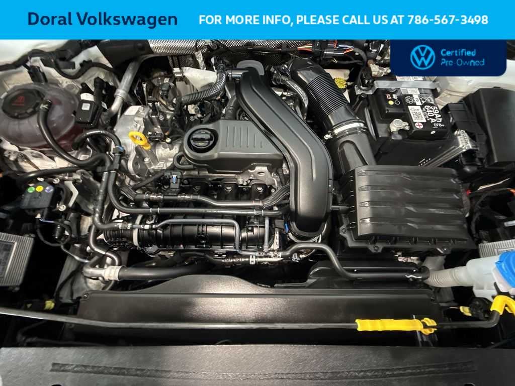 2025 Volkswagen Taos SE