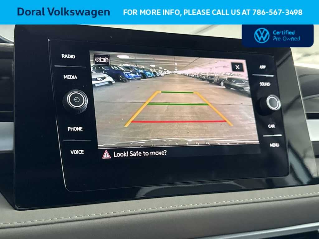 2025 Volkswagen Taos SE