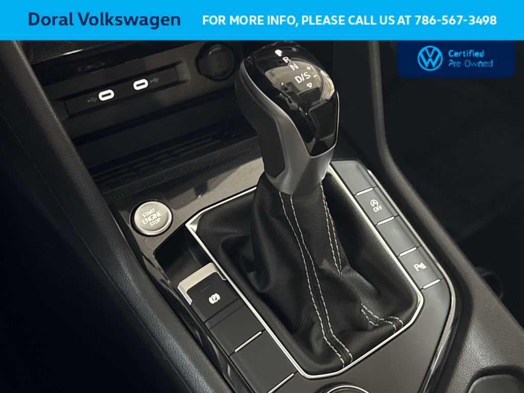 2025 Volkswagen Taos SE