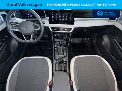 2025 Volkswagen Taos SE