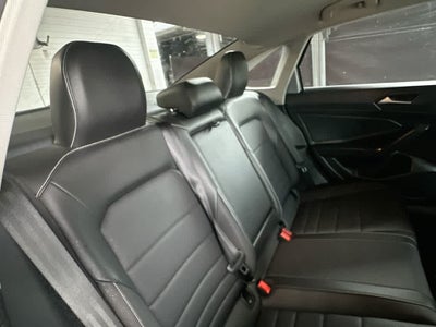 2022 Volkswagen Jetta SE