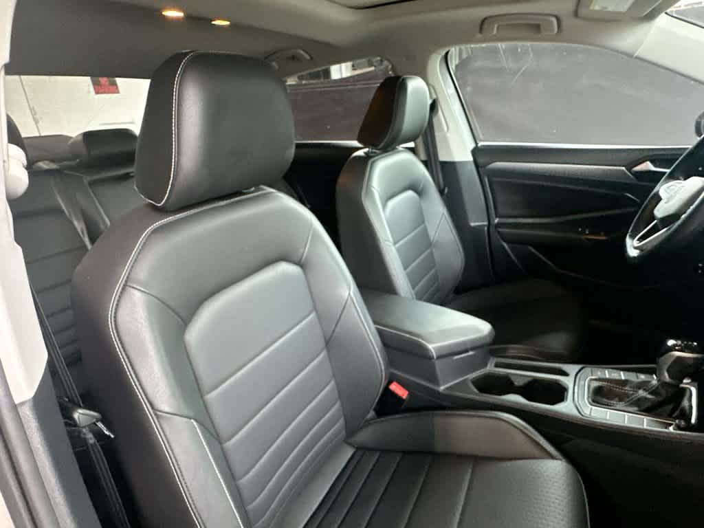 2022 Volkswagen Jetta SE