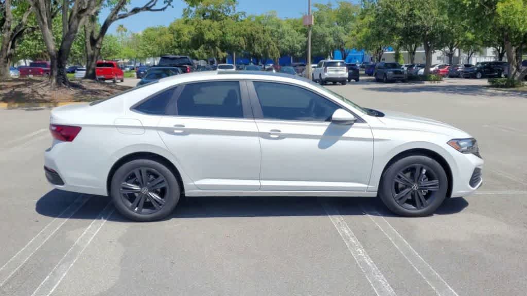 2024 Volkswagen Jetta SE