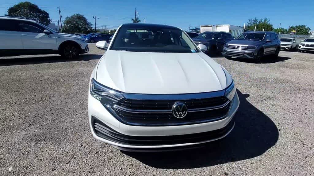 2024 Volkswagen Jetta SE