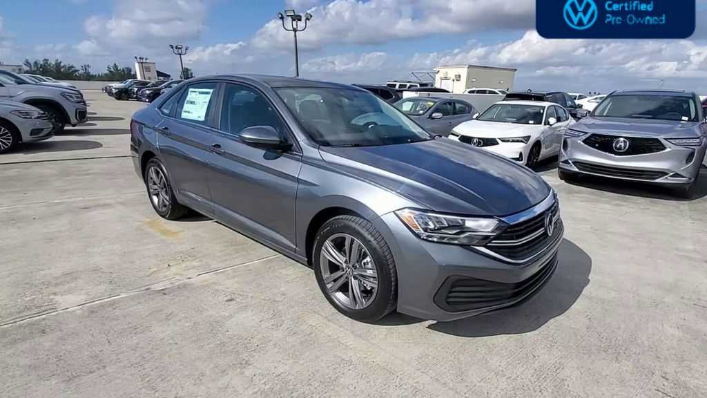 2024 Volkswagen Jetta SE