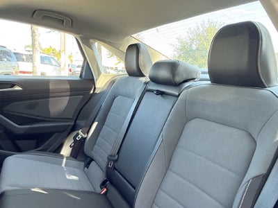 2027 Volkswagen Jetta SE