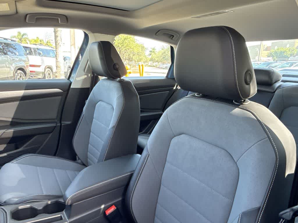 2027 Volkswagen Jetta SE