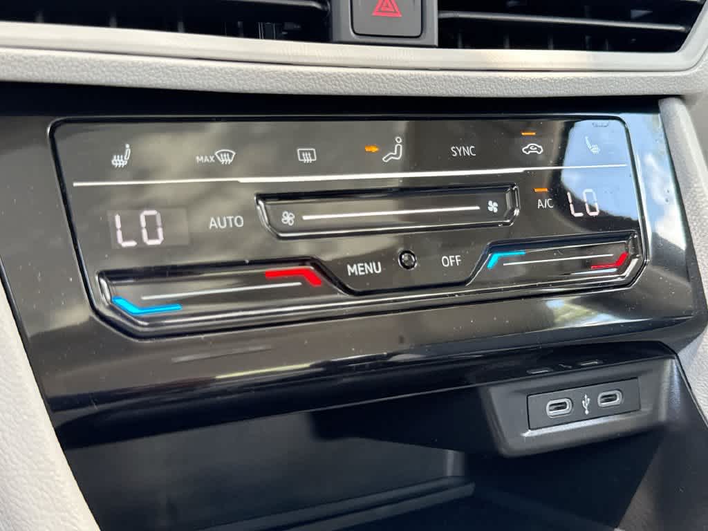 2027 Volkswagen Jetta SE
