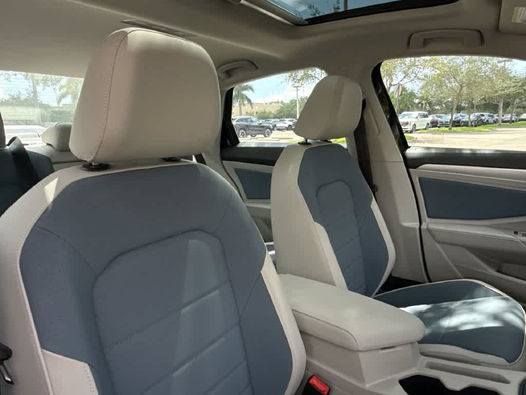2027 Volkswagen Jetta SE