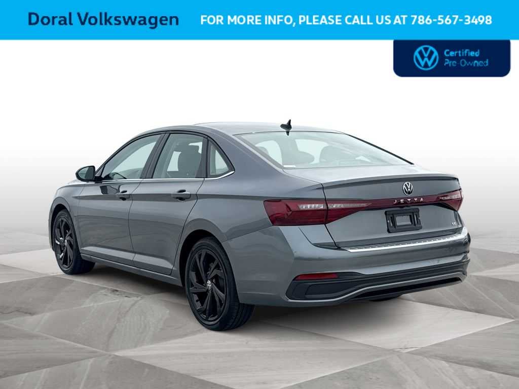 2025 Volkswagen Jetta SE