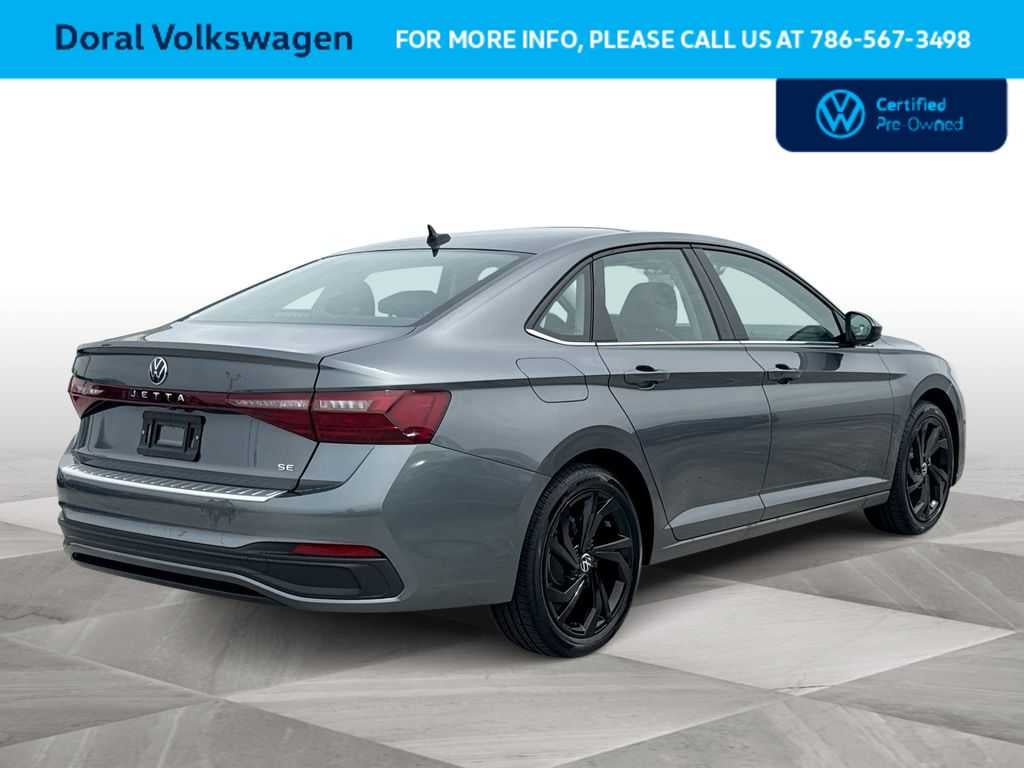 2025 Volkswagen Jetta SE