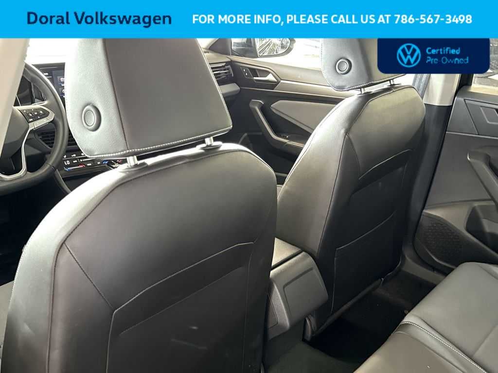 2025 Volkswagen Jetta SE