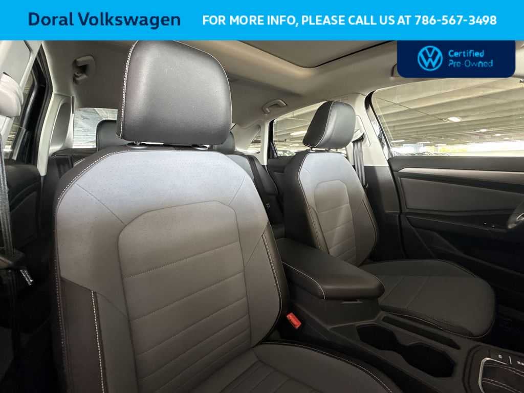 2025 Volkswagen Jetta SE