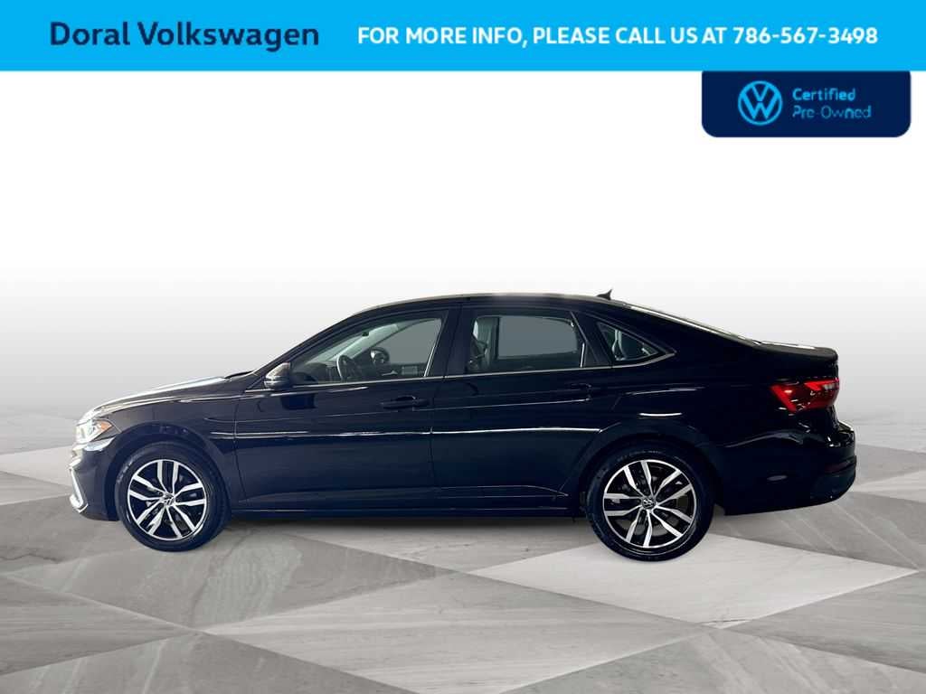 2025 Volkswagen Jetta SE
