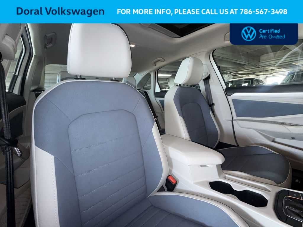 2025 Volkswagen Jetta SE