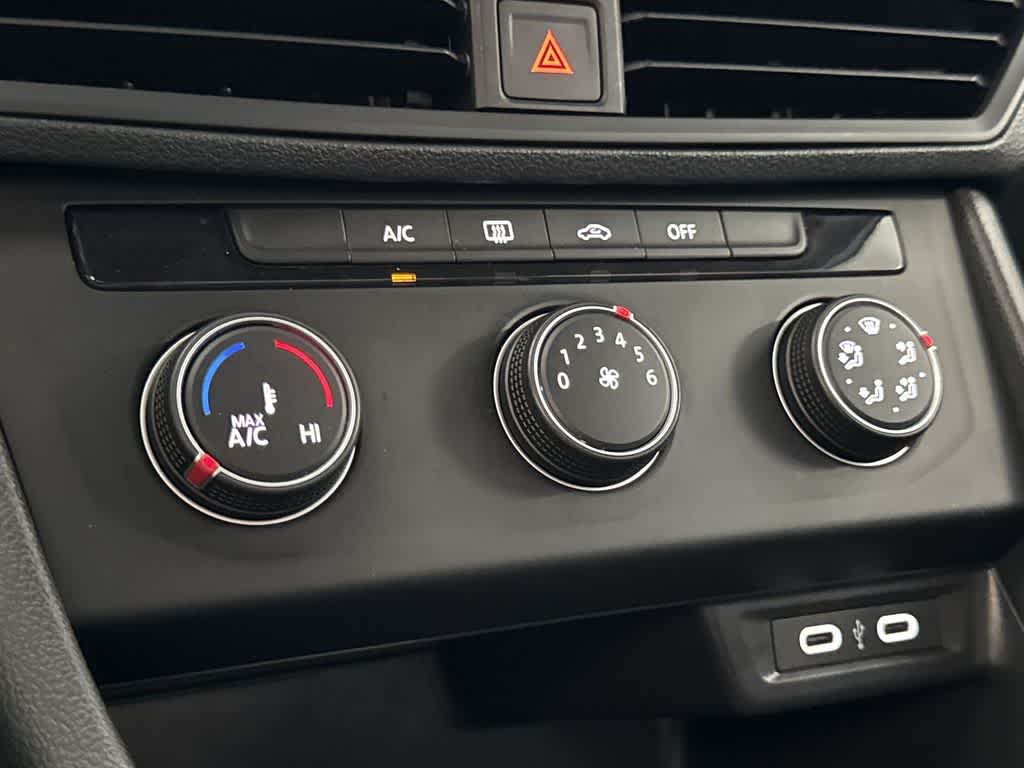 2023 Volkswagen Jetta Sport