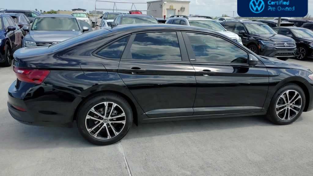 2024 Volkswagen Jetta Sport