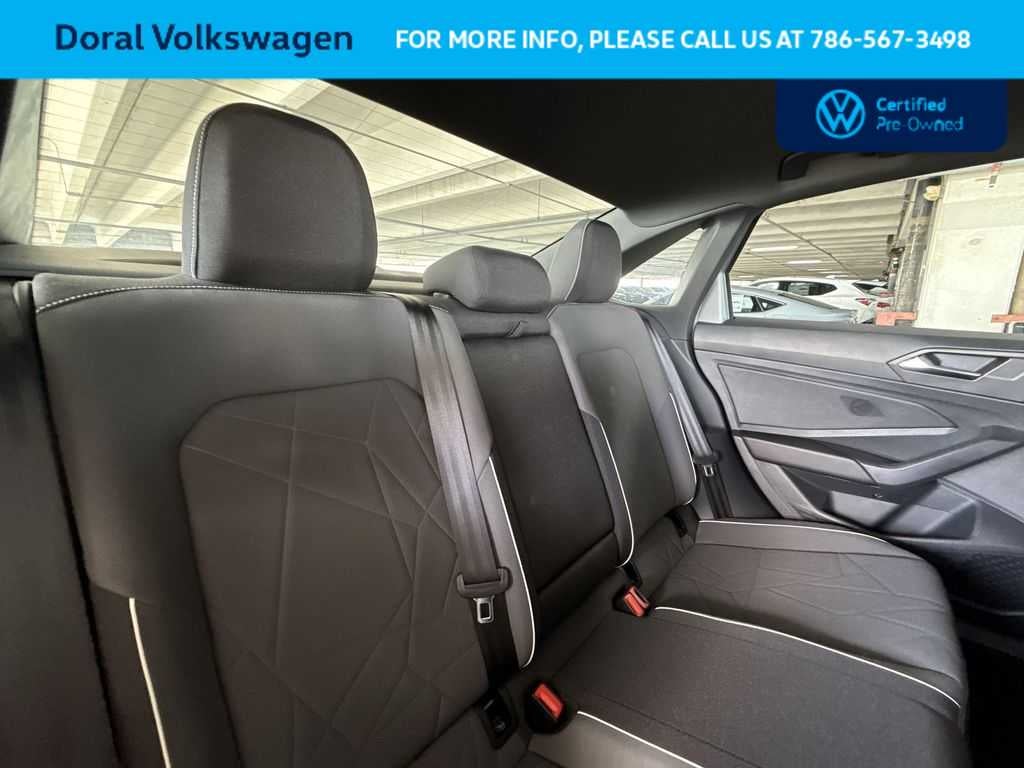 2025 Volkswagen Jetta Sport