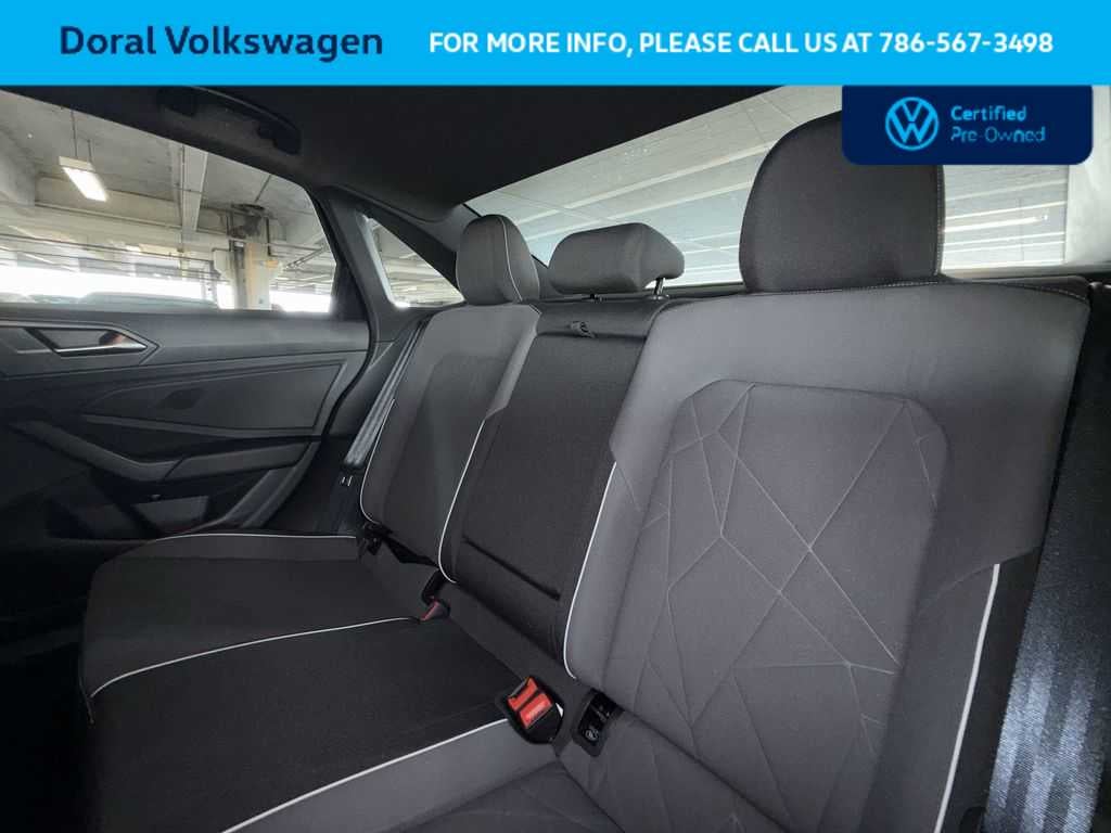 2025 Volkswagen Jetta Sport
