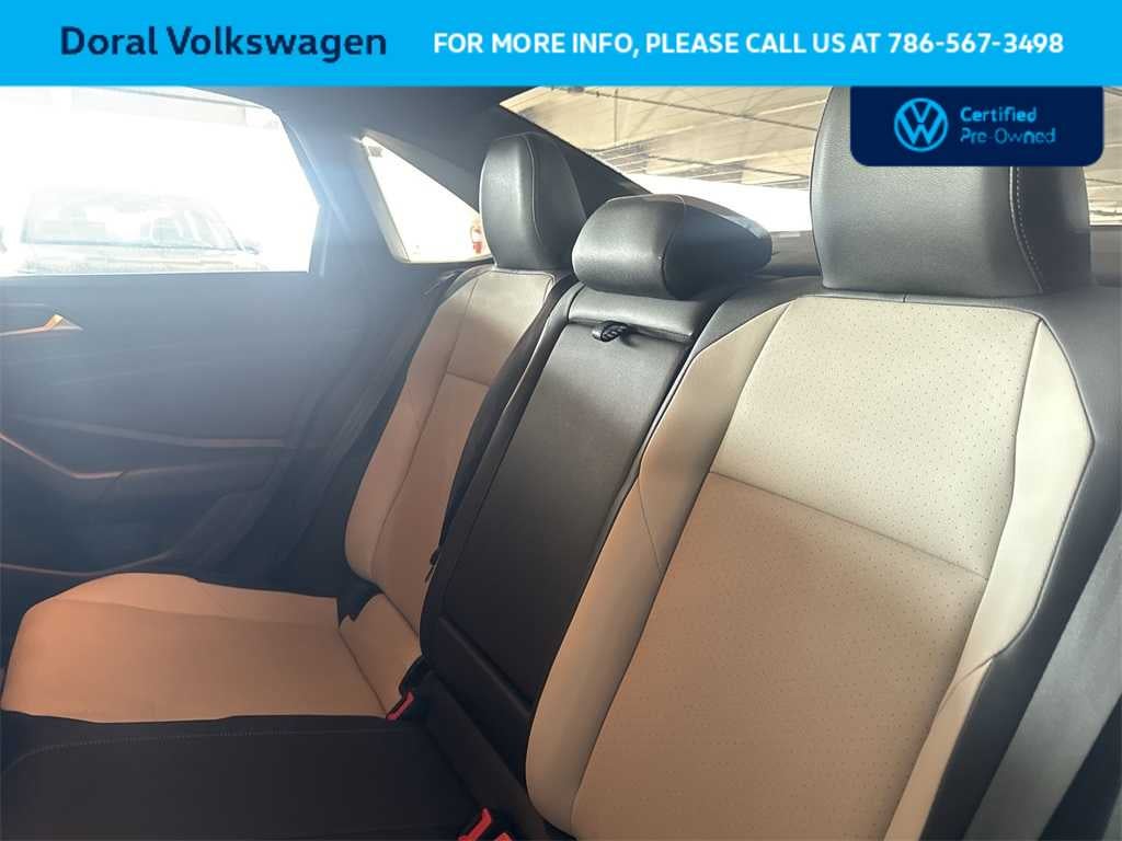 2019 Volkswagen Jetta R-Line