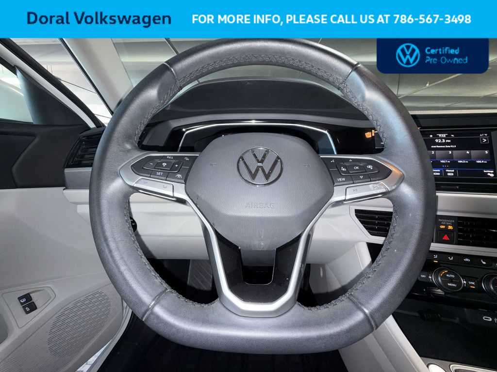 2024 Volkswagen Jetta SE