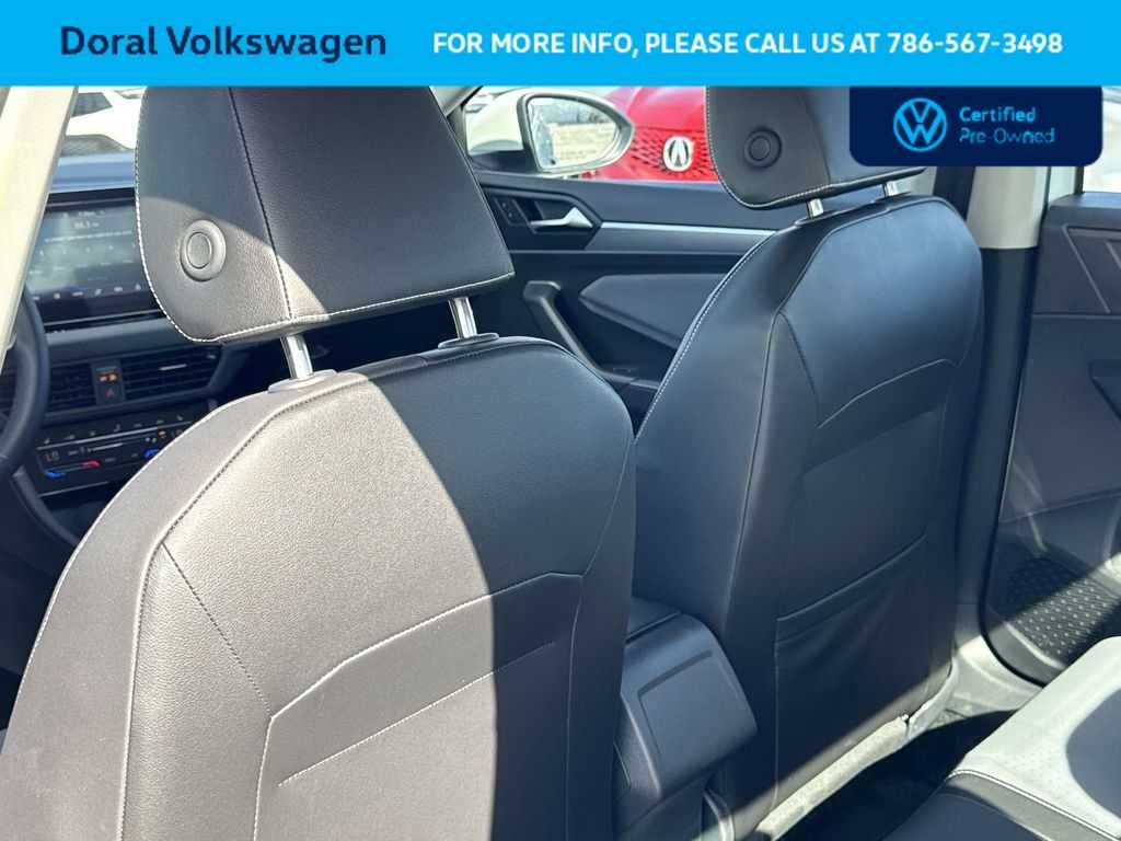 2025 Volkswagen Jetta SE