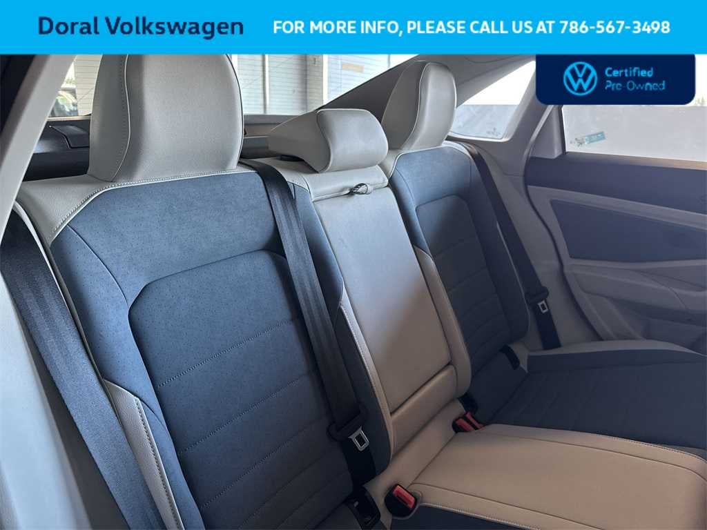 2025 Volkswagen Jetta SE