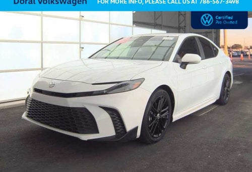 2025 Toyota Camry SE