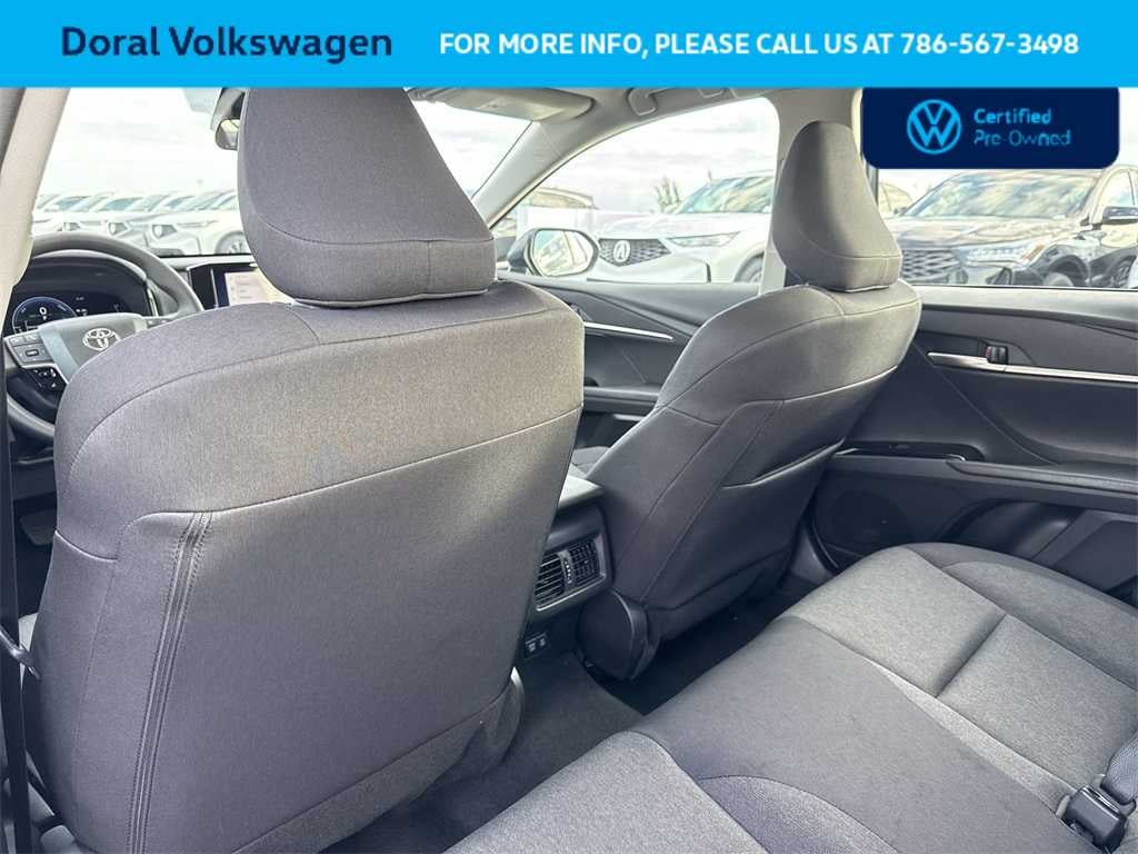 2025 Toyota Camry LE