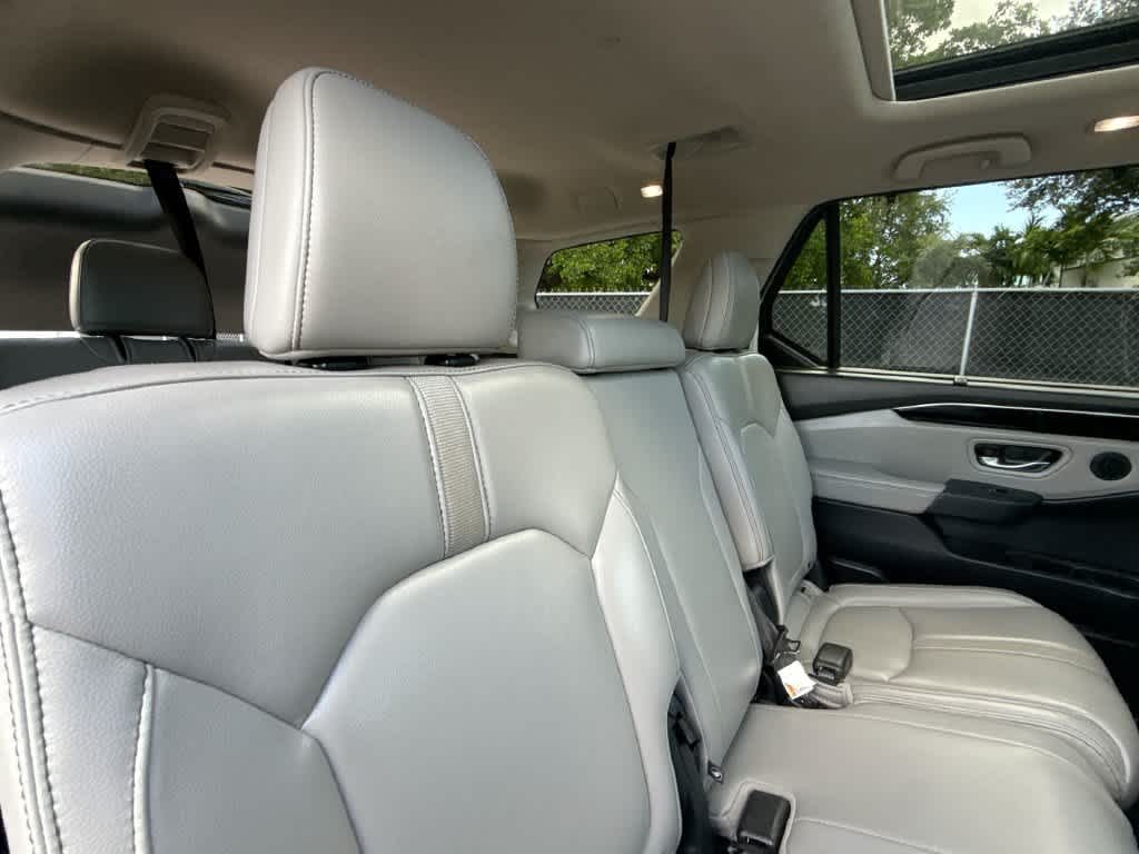 2024 Honda Pilot Touring