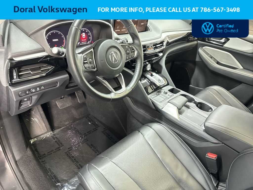 2023 Acura MDX w/Technology Package