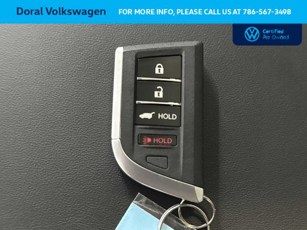 2023 Acura MDX w/Technology Package