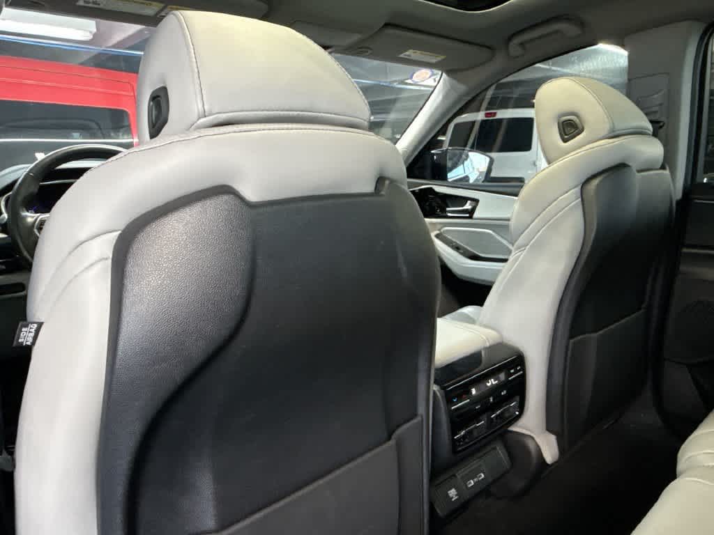 2024 Acura MDX w/Technology Package