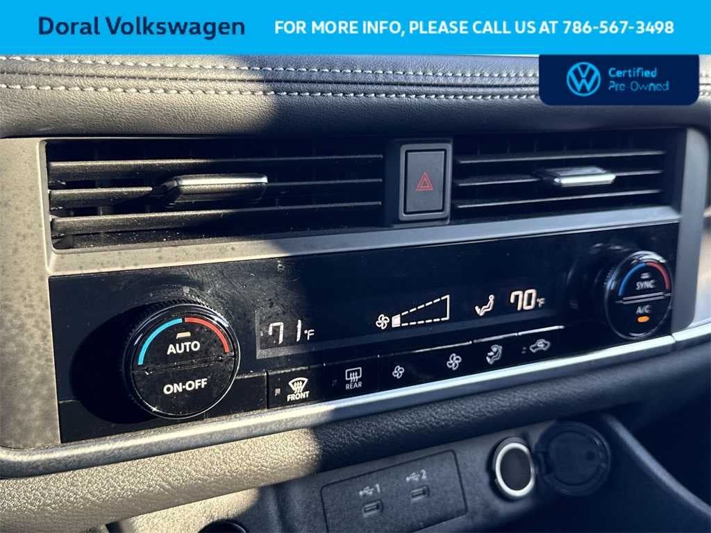 2024 Nissan Rogue SV