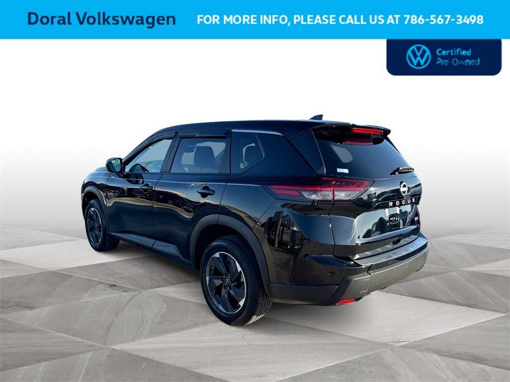 2024 Nissan Rogue SV