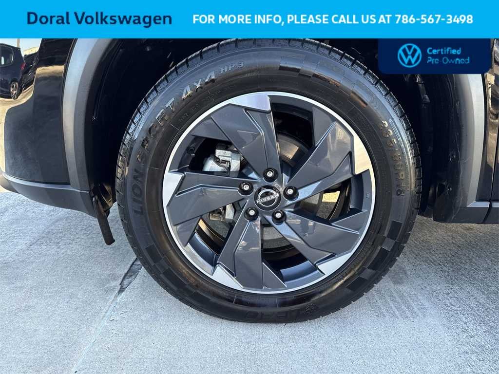 2024 Nissan Rogue SV