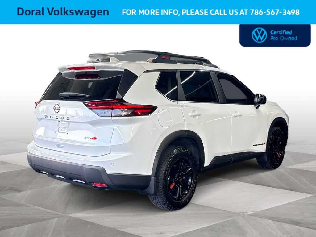 2025 Nissan Rogue Rock Creek