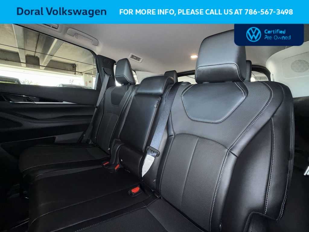 2023 INFINITI QX60 PURE