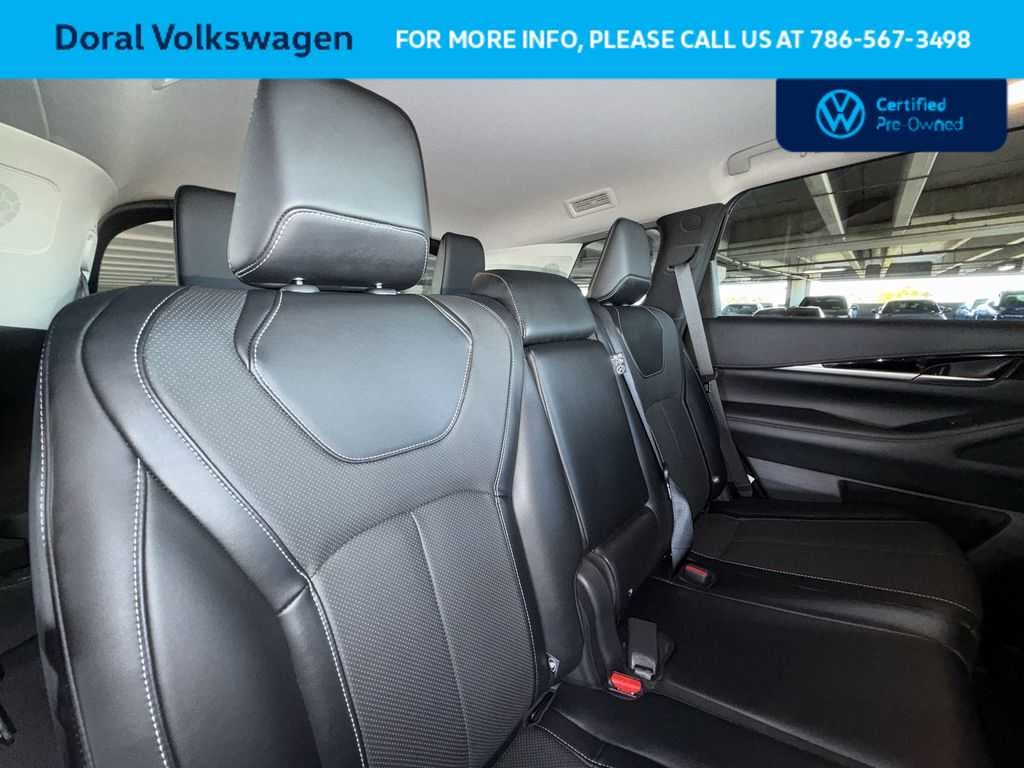 2023 INFINITI QX60 PURE