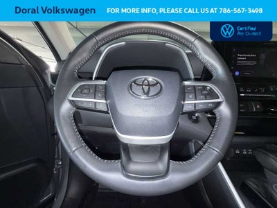 2023 Toyota Highlander XLE