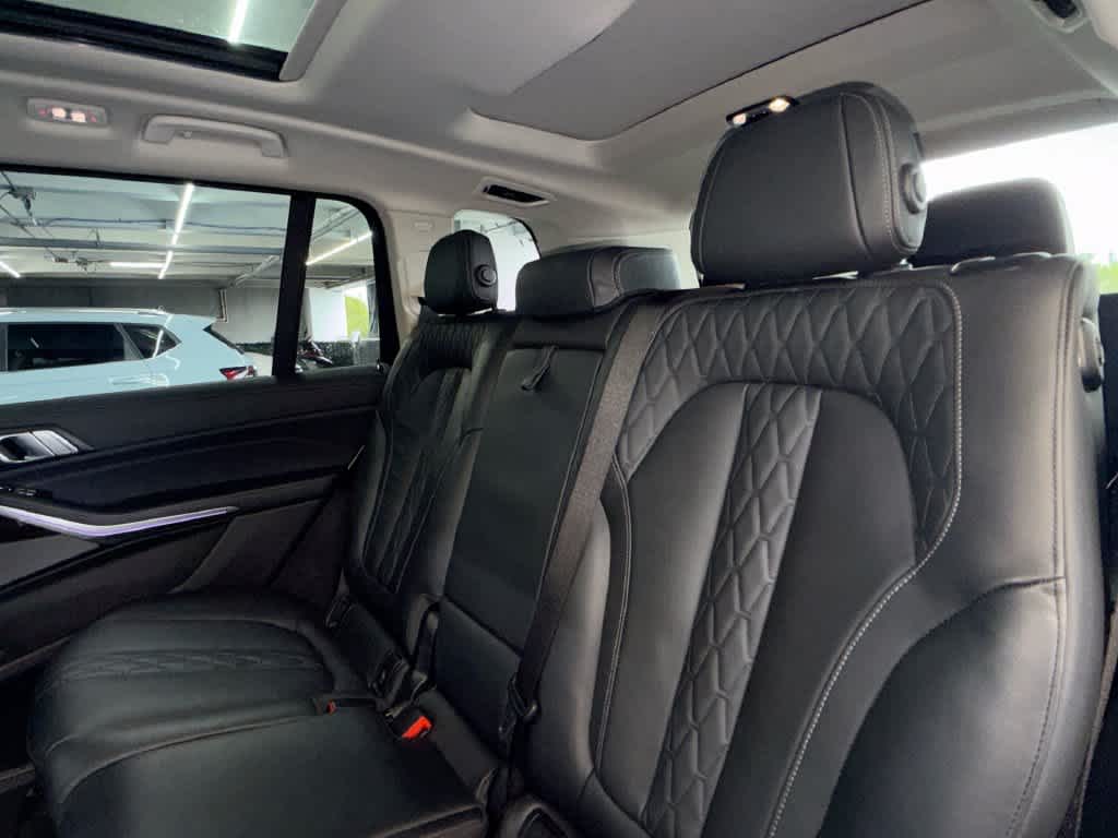 2026 BMW X7 xDrive40i xDrive40i