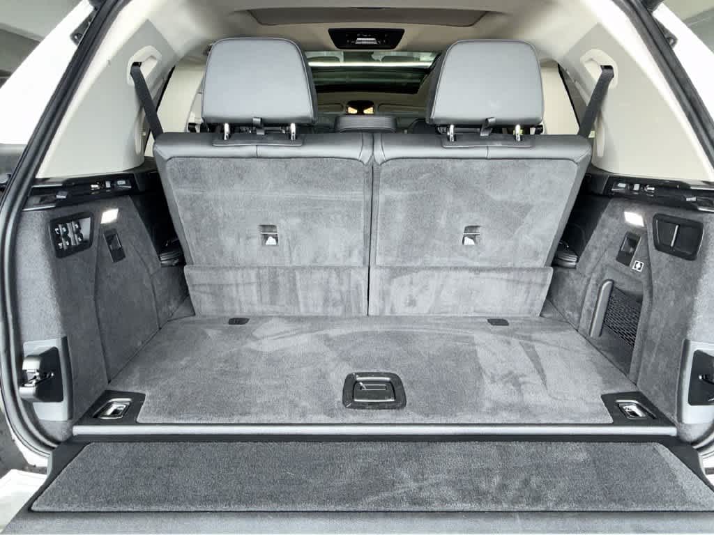 2026 BMW X7 xDrive40i xDrive40i