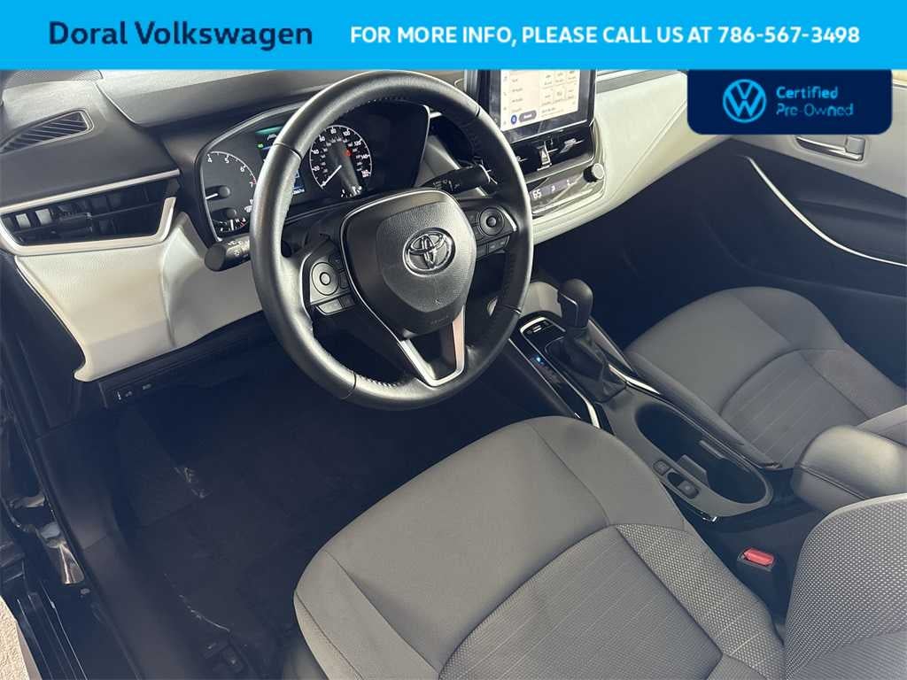 2025 Toyota Corolla SE