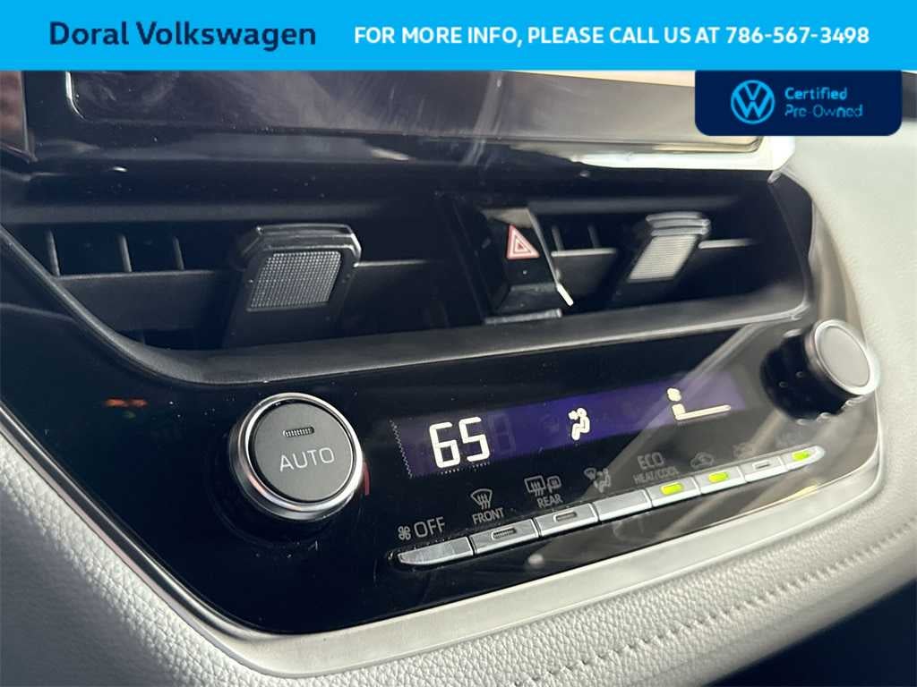 2025 Toyota Corolla SE