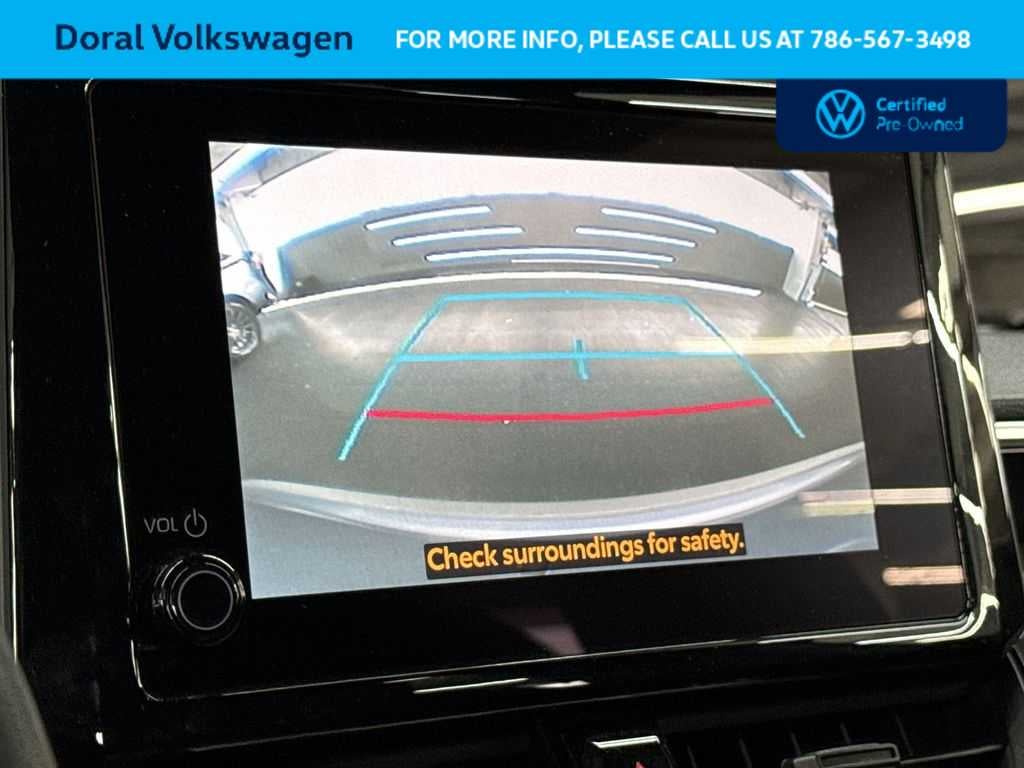 2024 Toyota Corolla Cross Hybrid SE