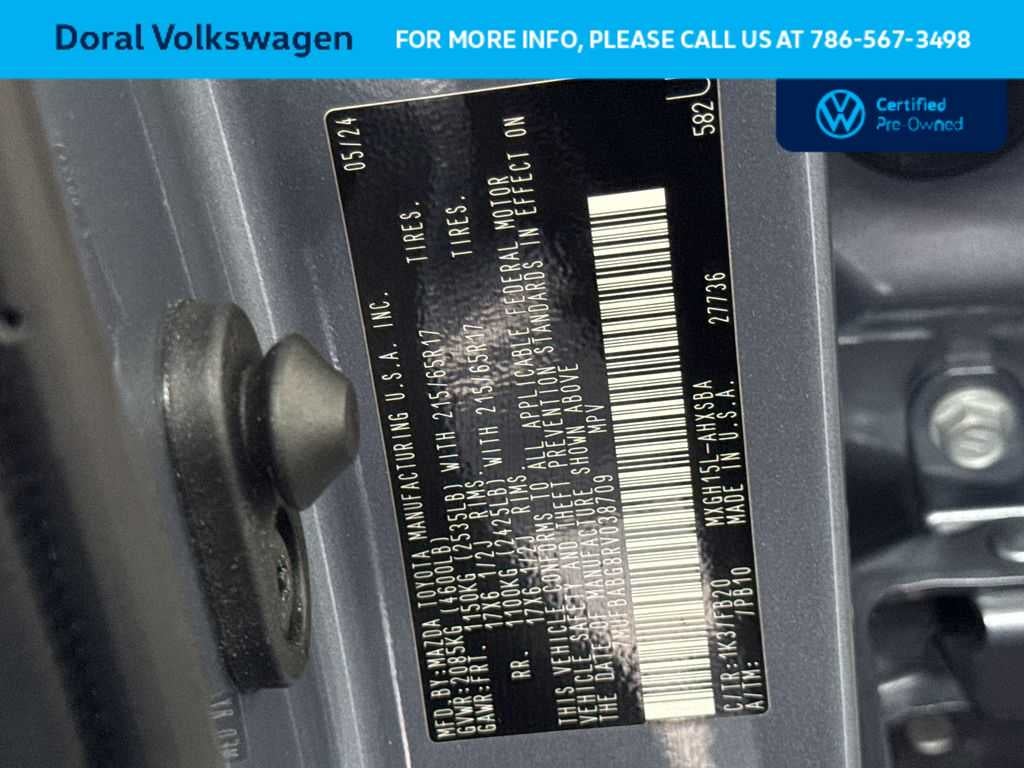 2024 Toyota Corolla Cross Hybrid SE